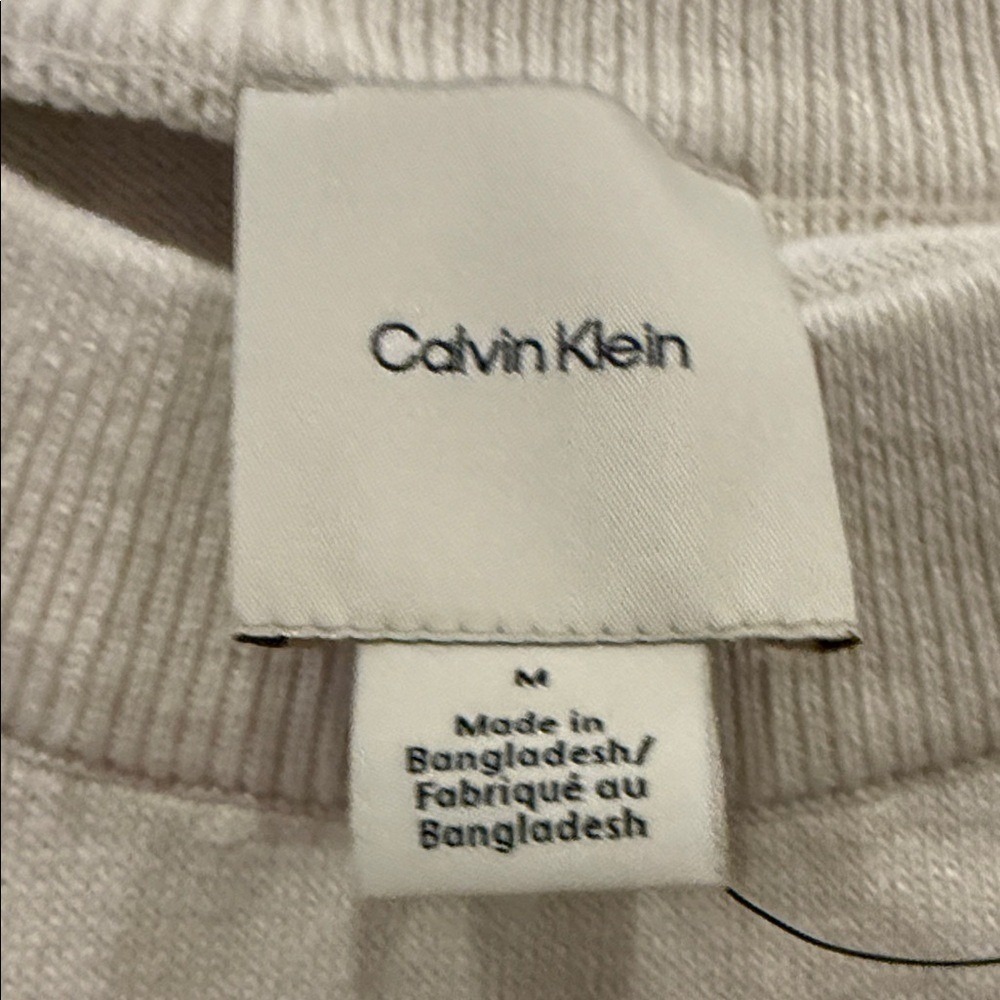 NWT Calvin Klein Beige Pullover with Black Initials Womens Size Medium - Picture 3 of 7